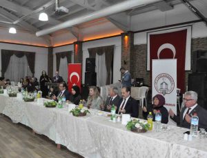 Salihli Kaymakamı Güldoğan, şehit aileleri ve gazilerle iftarda buluştu