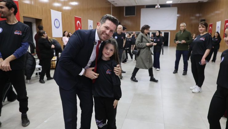 Tavas Belediyesi Halk Oyunları Kursu coşkuyla sürüyor