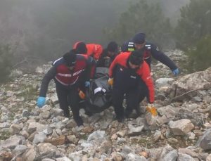 Uçurumda bulunan ceset olayında 4 kişi tutuklandı