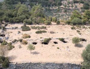 Aydın’ın “öksüz” antik kenti Amyzon, gün yüzüne çıkmayı bekliyor