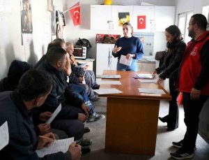Kuşadası Belediyesi’nden personeline İş Sağlığı ve Güvenliği Eğitimi