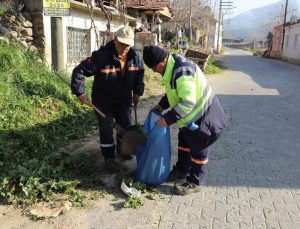 Nazilli’de bayram öncesi temizlik çalışması yapılıyor