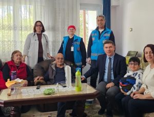 Söke’de yaşlı çınarları ziyaret edip, moral verdiler