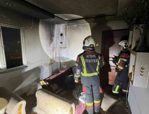 Aydın’da ev yangını: 2 kişi dumandan etkilendi