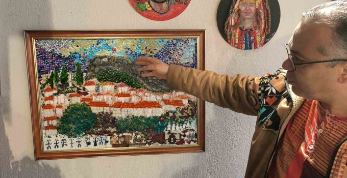 Çöpten sanat üretiyor