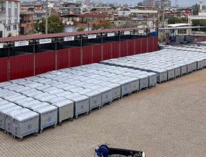 Efeler’de çöp konteynerleri yenileniyor