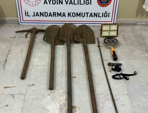 Efeler’de kaçak kazıya suçüstü