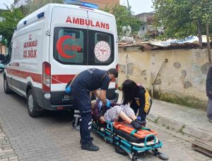Evin bahçesinde düşen yaşlı kadın için ekipler seferber oldu