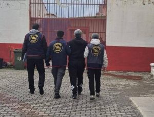 Kuşadası’nda 18 yıl hapis cezası bulunan firari yakalandı
