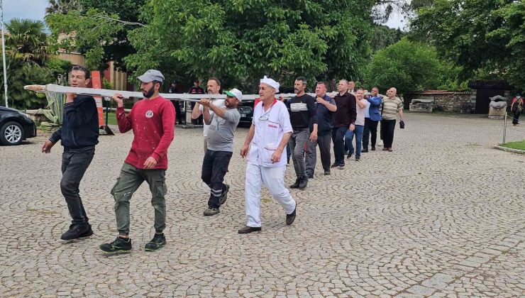 Afrodisias’ta “Türk Mutfağı Haftası”na 14 metrelik pide damga vurdu