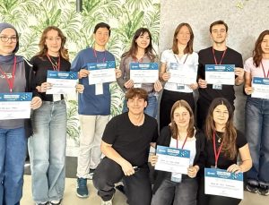 Aydın Fen Lisesi Münazara Takımı Türkiye Finalleri’ne yükseldi