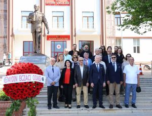 Aydın’da eczacılar günlerini kutladı