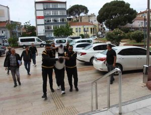 Cinayet şüphelisi abi-kardeş tutuklandı