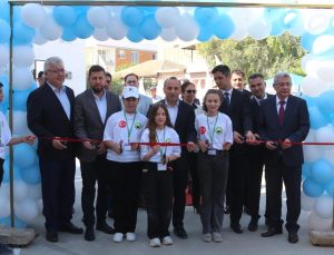 Çine’de öğrenciler projelerini bilim fuarında sergiledi