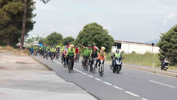 Efeler’de pedallar tarihe dönüyor