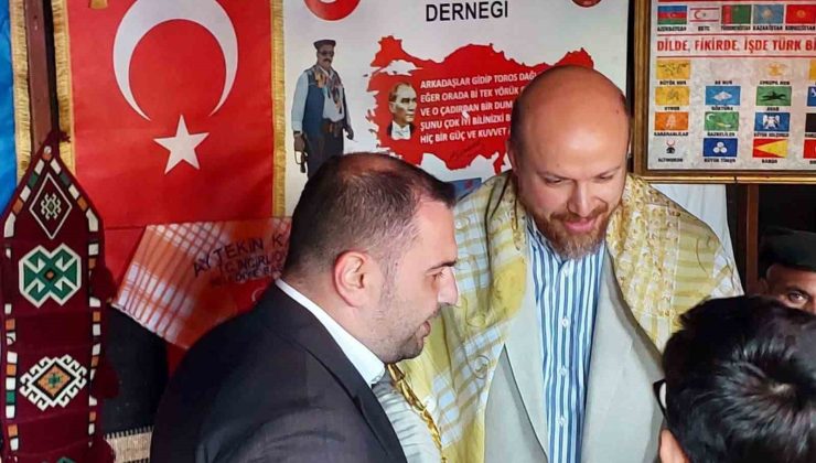 “Fenerbahçe taraftarı Bilal Erdoğan’a Aydın’da madalyalı sarı kanarya sürprizi