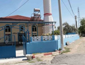 Karabağ Mahallesi’nde cami ve sağlık evi yenilendi