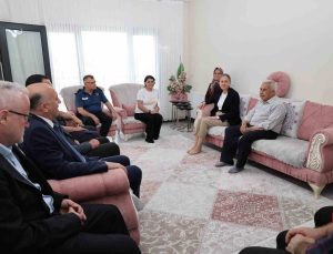 Kaymakam Küpeli şehit ailelerini unutmadı