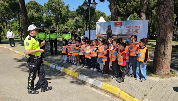 Müdürlerden öğrencilere trafik eğitimi