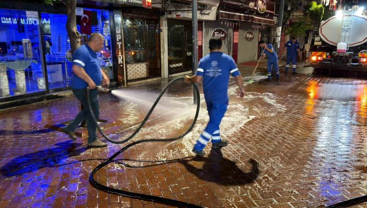Nazilli Uzun Çarşı Büyükşehir ekipleriyle pırıl pırıl oldu