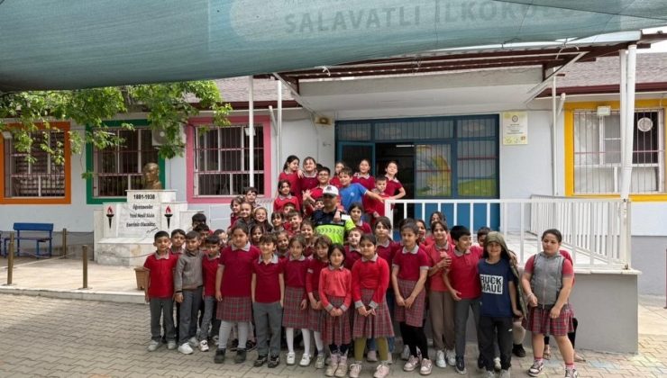 Salavatlı İlkokulu öğrencilerine trafik eğitimi verildi