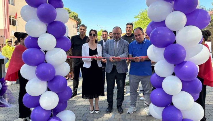 Şehitler Ortaokulu’ndan teknoloji tasarım ve görsel sanatlar sergisi