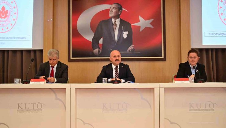 Turizm sezonu Kuşadası’nda masaya yatırıldı