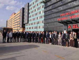 Vali Varol, Şehir Hastanesi’nde incelemelerde bulundu
