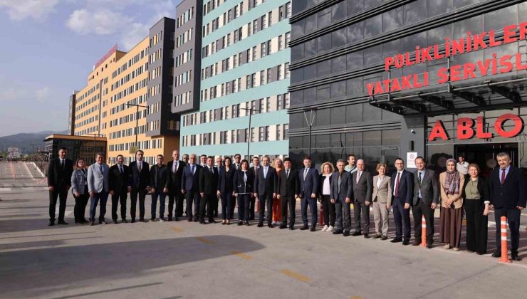 Vali Varol, Şehir Hastanesi’nde incelemelerde bulundu