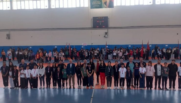 Yenipazar’da geleneksel çocuk oyunları heyecanı yaşandı