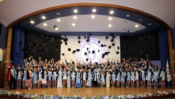 ADÜ Diş Hekimliği Fakültesi 8. Dönem mezunlarını uğurladı