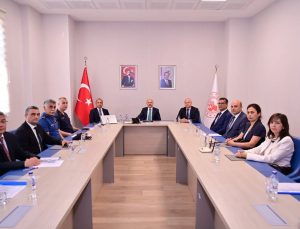 Aydın Valisi Varol, Çine’deki toplantıda projeleri değerlendirdi
