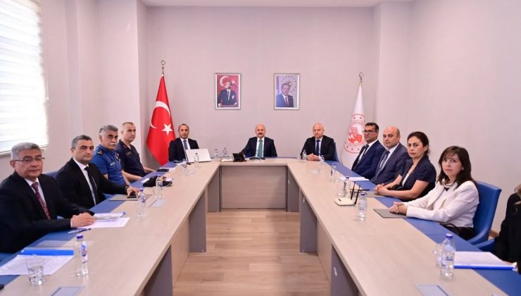 Aydın Valisi Varol, Çine’deki toplantıda projeleri değerlendirdi