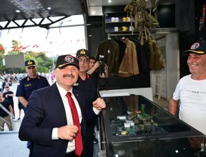 Aydın Valisi Varol, Jandarmanın etkinliğine katıldı