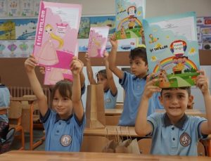 190 bin 553 öğrenci karne alacak
