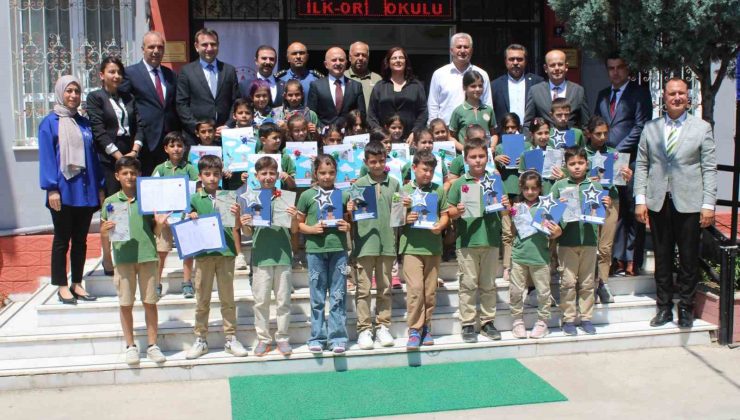 Aydın’da 190 bin öğrenci karne aldı