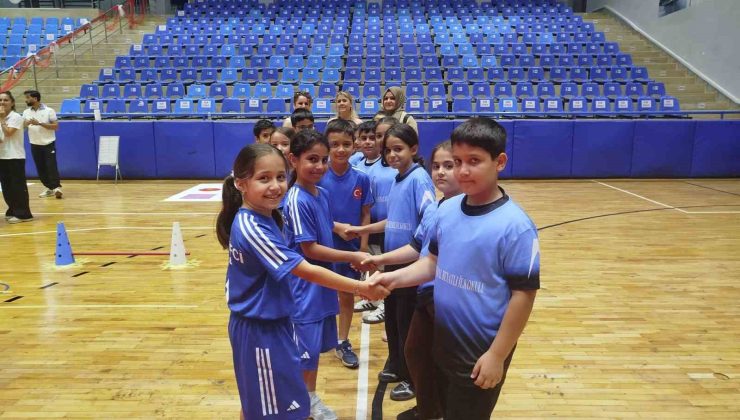 Aydın’da Geleneksel Çocuk Oyunları Şenliği gerçekleştirildi