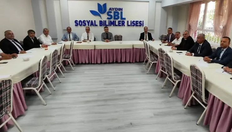 Aydın’da ilçe milli eğitim müdürleri bir araya geldi