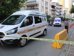 Aydın’da şüpheli valiz fünyeyle patlatıldı