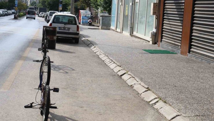 Aydın’daki trafik ve otopark sıkıntısının en önemli nedenlerinden biri denetimsizlik