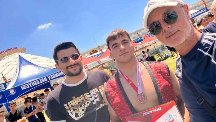 Aydınlı güreşçi Türkiye üçüncüsü oldu