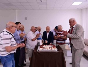 Babalar Günü’nde huzurevi sakinleri ve şehit babası unutulmadı