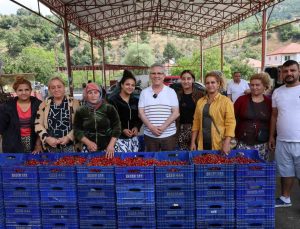 Başkan Tetik, Aşağı Yakacık’ta vatandaşlarla buluştu