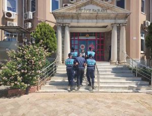 Didim’de 16 düzensiz göçmen yakalandı, 2 organizatör tutuklandı