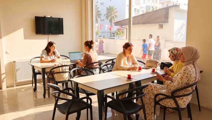 Efeler Belediyesi’nin projeleri vatandaşlardan ilgi görüyor