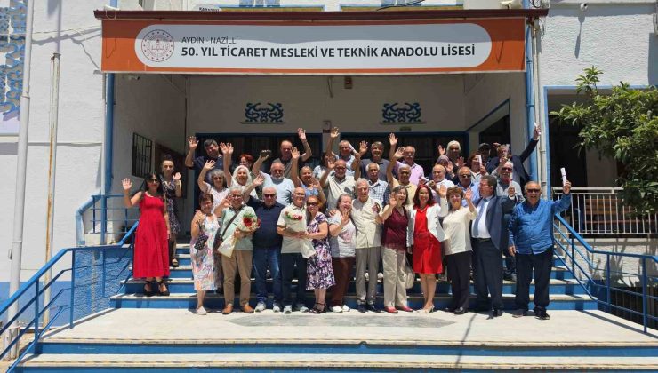 İlk mezunlar yarım asır sonra buluştu