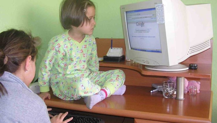 “Kontrolsüz teknoloji ve ekran çocuklarda problemlere yol açıyor”