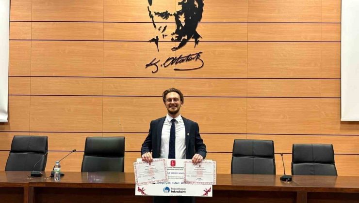 Kuşadalı genç bilim insanı ödülün sahibi oldu