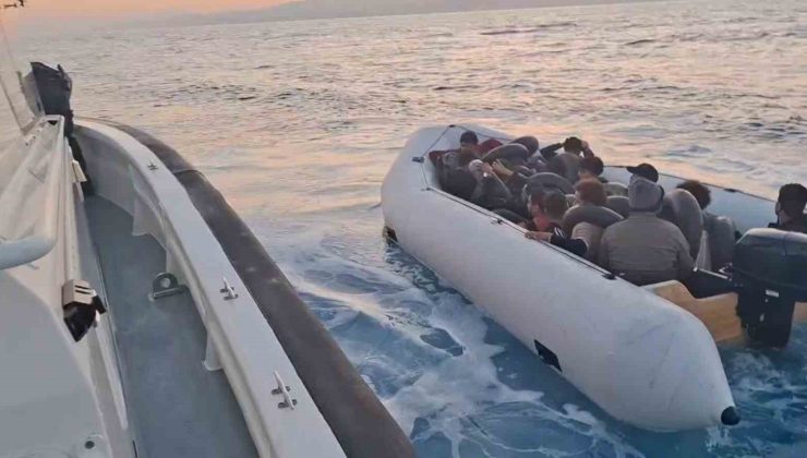 Kuşadası açıklarında 18 düzensiz göçmen yakalandı