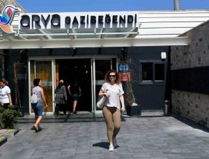 Kuşadası Belediyesi’nin turistik tesisleri ilgi görüyor